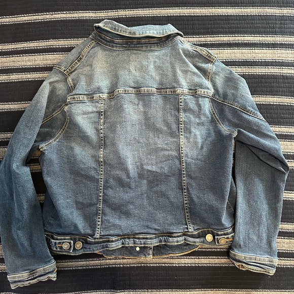 Torrid Jean jacket Size 3 - Picture 3 of 7